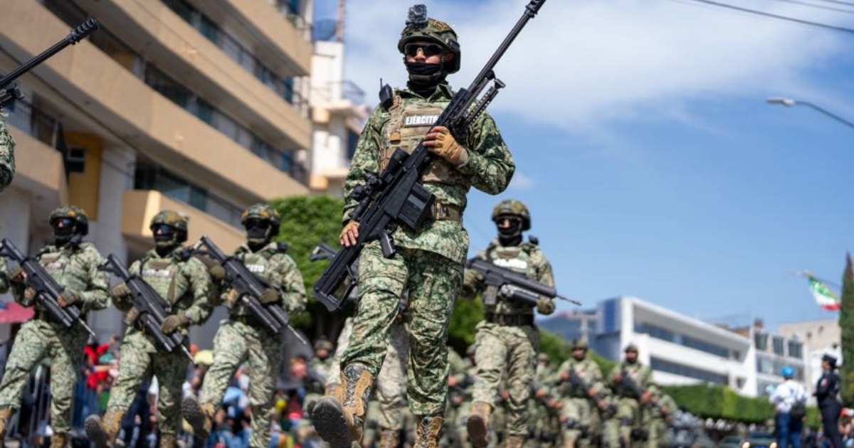 Desfile Cívico Militar en León reúne a más de 21 mil personas