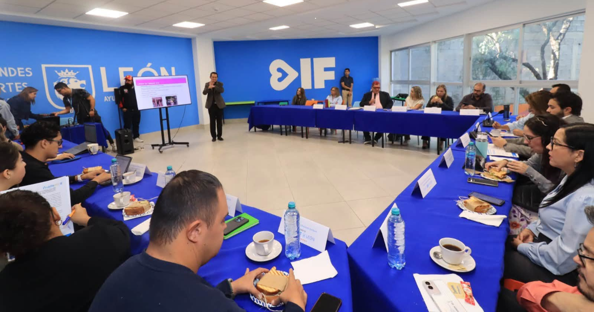 ¡El arte sale del teatro! Mural de 294 metros cuadrados transforma el Centro Histórico de León