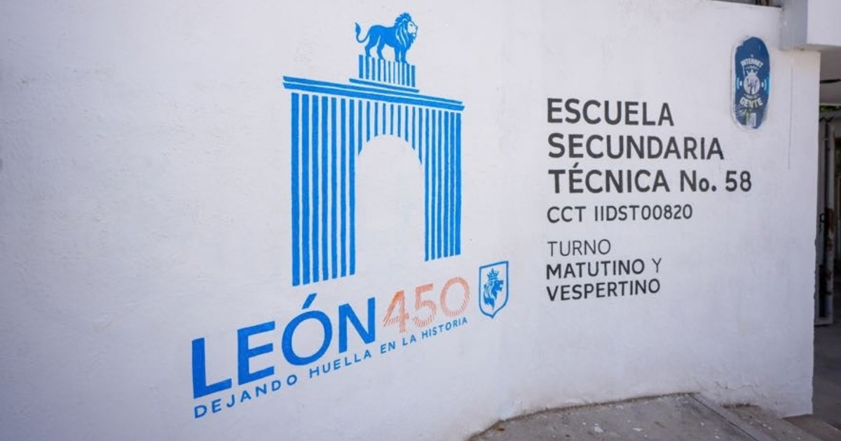 Participa León convierte en obra una petición de 28 años en la Secundaria Técnica 58